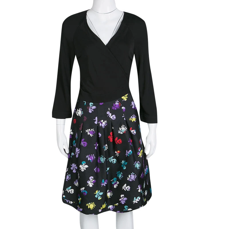 Diane Von Furstenberg Black Daisy Buds Printed Jewel Wrap Dress M For Women 2 Diane Von Furstenberg Black Daisy Buds Printed Jewel Wrap Dress M For Women - Image 2