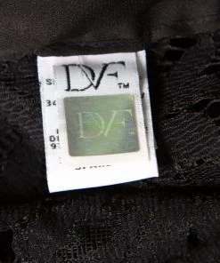 Diane Von Furstenberg Black Scalloped Lace Yeva Crop Top L For Women 11 Diane Von Furstenberg Black Scalloped Lace Yeva Crop Top L For Women -Diane Von Furstenberg shop luxury women diane von furstenberg new clothes p163561 003