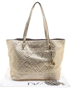 Diane Von Furstenberg Metallic Gold Quilted Leather Ready To Go Tote For Women -Diane Von Furstenberg shop luxury women diane von furstenberg new handbags p131985 010