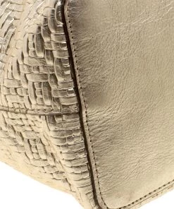 Diane Von Furstenberg Metallic Gold Quilted Leather Ready To Go Tote For Women -Diane Von Furstenberg shop luxury women diane von furstenberg new handbags p131985 011