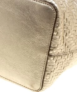 Diane Von Furstenberg Metallic Gold Quilted Leather Ready To Go Tote For Women -Diane Von Furstenberg shop luxury women diane von furstenberg new handbags p131985 012