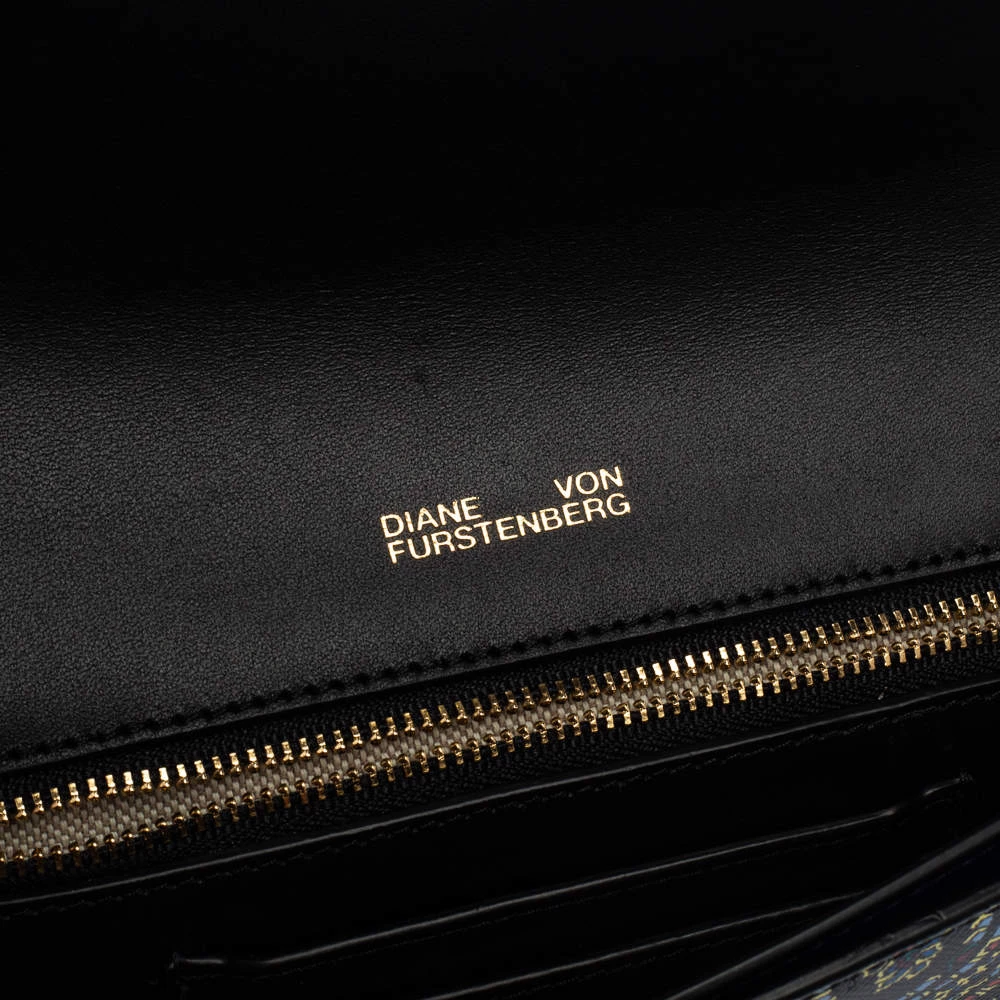 Diane Von Furstenberg Multicolor Paisley Print Leather Flap Clutch For Women 12 Diane Von Furstenberg Multicolor Paisley Print Leather Flap Clutch For Women - Image 12