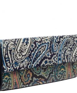Diane Von Furstenberg Multicolor Paisley Print Leather Flap Clutch For Women 17 Diane Von Furstenberg Multicolor Paisley Print Leather Flap Clutch For Women -Diane Von Furstenberg shop luxury women diane von furstenberg new handbags p362560 014