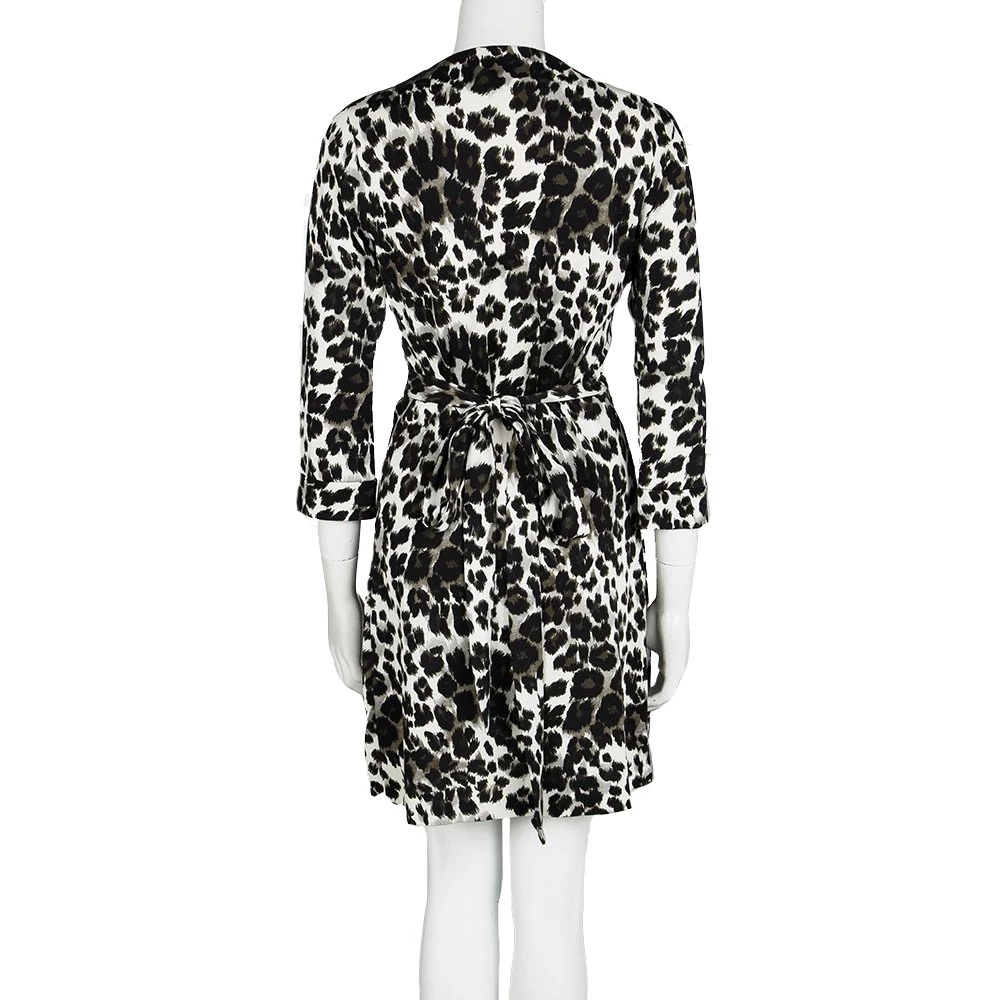 Diane Von Furstenberg Snow Leopard Print New Julian Two Mini Wrap Dress M For Women 3 Diane Von Furstenberg Snow Leopard Print New Julian Two Mini Wrap Dress M For Women - Image 3