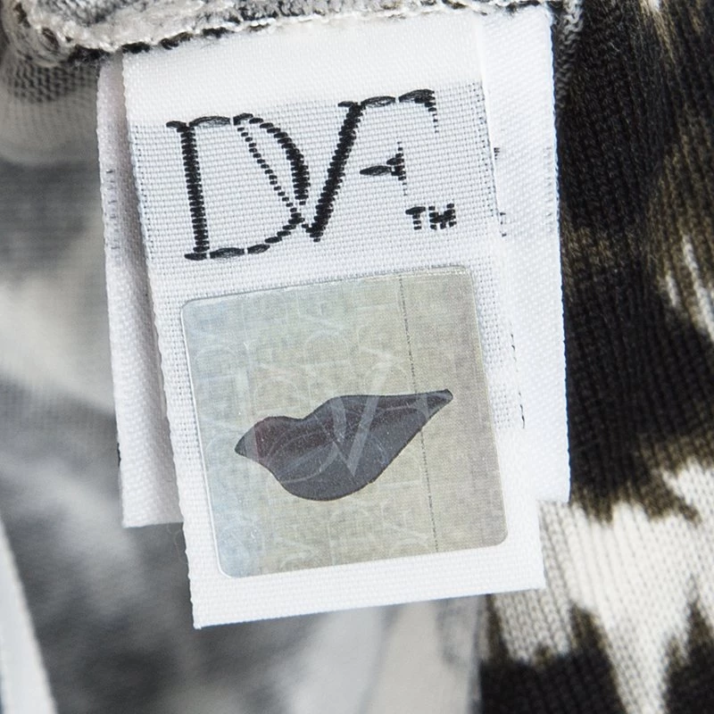 Diane Von Furstenberg Snow Leopard Print New Julian Two Mini Wrap Dress M For Women 5 Diane Von Furstenberg Snow Leopard Print New Julian Two Mini Wrap Dress M For Women - Image 5