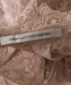 Diane Von Furstenberg Beige Floral Lace Ruffle Trim Sleeveless Olvida Top S For Women 9 Diane Von Furstenberg Beige Floral Lace Ruffle Trim Sleeveless Olvida Top S For Women -Diane Von Furstenberg shop luxury women diane von furstenberg used clothes p184255 002