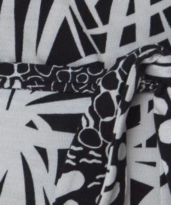 Diane Von Furstenberg Black & White Printed Silk Jersey Georgina Wrap Dress S For Women -Diane Von Furstenberg shop luxury women diane von furstenberg used clothes p225005 011