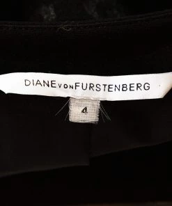 Diane Von Furstenberg Monochrome Textured Knit Jacket S For Women 9 Diane Von Furstenberg Monochrome Textured Knit Jacket S For Women -Diane Von Furstenberg shop luxury women diane von furstenberg used clothes p290664 004