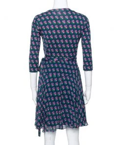 Diane Von Furstenberg Navy Blue Floral Print Silk Irina Wrap Dress S For Women 8 Diane Von Furstenberg Navy Blue Floral Print Silk Irina Wrap Dress S For Women -Diane Von Furstenberg shop luxury women diane von furstenberg used clothes p335896 006