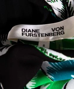 Diane Von Furstenberg Green & Black Floral Printed Georgette Silvie Blouse S For Women -Diane Von Furstenberg shop luxury women diane von furstenberg used clothes p508279 001