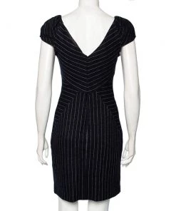 Diane Von Furstenberg Navy Blue Striped Wool Helen Sheath Dress M For Women 9 Diane Von Furstenberg Navy Blue Striped Wool Helen Sheath Dress M For Women -Diane Von Furstenberg shop luxury women diane von furstenberg used clothes p514708 008