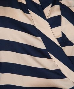 Diane Von Furstenberg Striped Silk Wraparound Helena Shirt Dress L For Women 19 Diane Von Furstenberg Striped Silk Wraparound Helena Shirt Dress L For Women -Diane Von Furstenberg shop luxury women diane von furstenberg used clothes p57439 0008