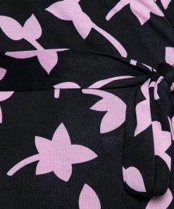Diane Von Furstenberg Black & Purple Printed Silk Jersey New Jeanne Wrap Dress S For Women 9 Diane Von Furstenberg Black & Purple Printed Silk Jersey New Jeanne Wrap Dress S For Women -Diane Von Furstenberg shop luxury women diane von furstenberg used clothes p588874 006