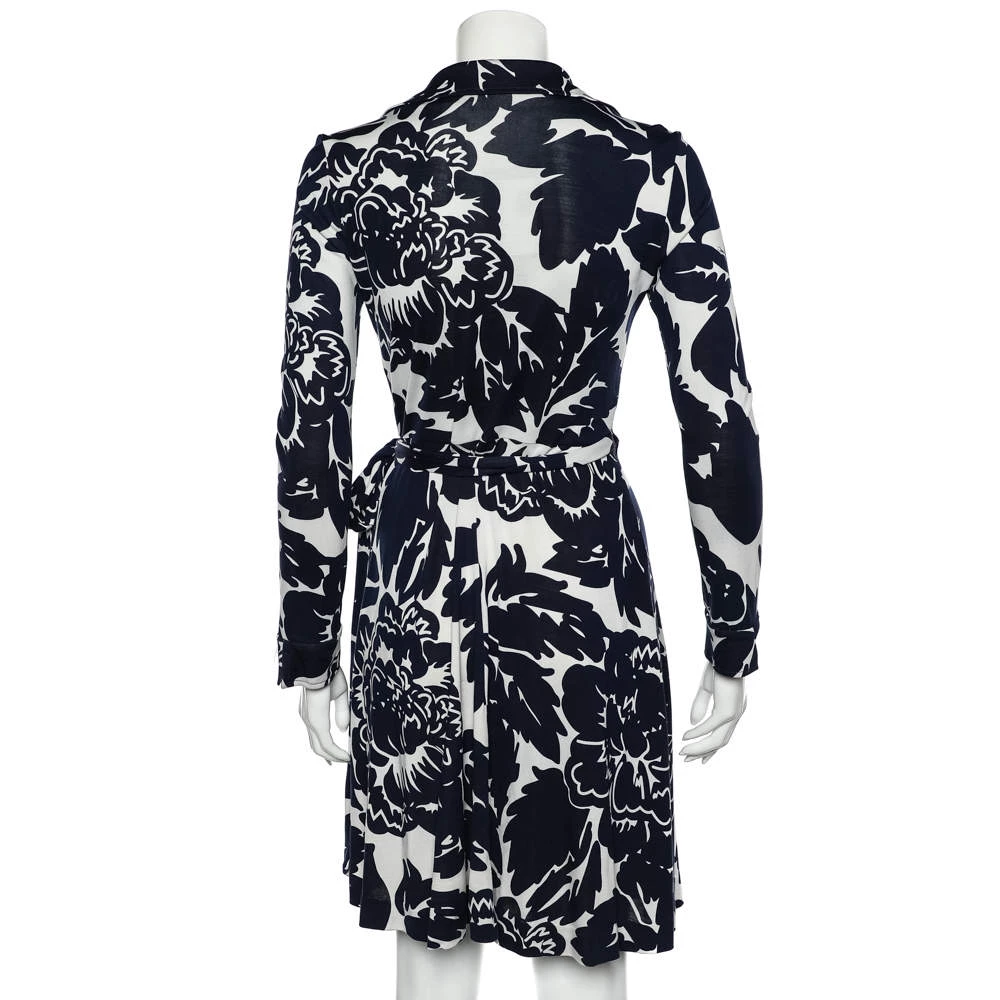 Diane Von Furstenberg Navy Blue Floral Printed Silk Knit T72 Mini Wrap Dress M For Women 3 Diane Von Furstenberg Navy Blue Floral Printed Silk Knit T72 Mini Wrap Dress M For Women - Image 3