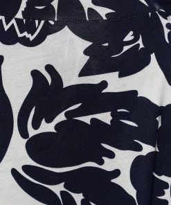 Diane Von Furstenberg Navy Blue Floral Printed Silk Knit T72 Mini Wrap Dress M For Women 9 Diane Von Furstenberg Navy Blue Floral Printed Silk Knit T72 Mini Wrap Dress M For Women -Diane Von Furstenberg shop luxury women diane von furstenberg used clothes p589614 006