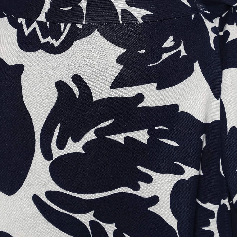 Diane Von Furstenberg Navy Blue Floral Printed Silk Knit T72 Mini Wrap Dress M For Women 4 Diane Von Furstenberg Navy Blue Floral Printed Silk Knit T72 Mini Wrap Dress M For Women - Image 4