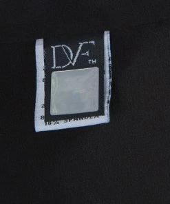 Diane Von Furstenberg Black Scalloped Lace Trim Yara Shorts S For Women 23 Diane Von Furstenberg Black Scalloped Lace Trim Yara Shorts S For Women -Diane Von Furstenberg shop luxury women diane von furstenberg used clothes p59282 010