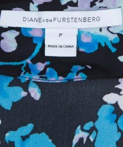Diane Von Furstenberg Black Floral Print Oversized Kora Silk Blouse XS For Women 22 Diane Von Furstenberg Black Floral Print Oversized Kora Silk Blouse XS For Women -Diane Von Furstenberg shop luxury women diane von furstenberg used clothes p60745 0009
