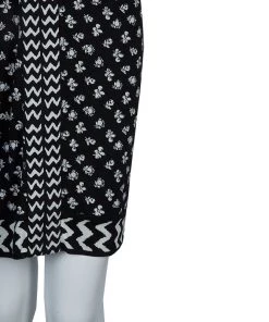 Diane Von Furstenberg Black And White Knit Rose Long Dress XS For Women 18 Diane Von Furstenberg Black And White Knit Rose Long Dress XS For Women -Diane Von Furstenberg shop luxury women diane von furstenberg used clothes p60747 006