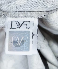 Diane Von Furstenberg Black And White Knit Rose Long Dress XS For Women 22 Diane Von Furstenberg Black And White Knit Rose Long Dress XS For Women -Diane Von Furstenberg shop luxury women diane von furstenberg used clothes p60747 010