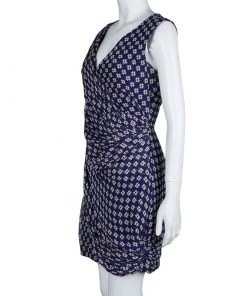 Diane Von Furstenberg Navy Blue Silk Star Print Ruched Francia Dress L For Women 15 Diane Von Furstenberg Navy Blue Silk Star Print Ruched Francia Dress L For Women -Diane Von Furstenberg shop luxury women diane von furstenberg used clothes p63275 004