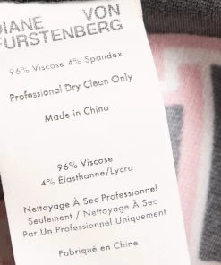 Diane Von Furstenberg Red & Black Printed Stretch Crepe Wide-Leg Trousers M Waist 28" For Women 9 Diane Von Furstenberg Red & Black Printed Stretch Crepe Wide-Leg Trousers M Waist 28" For Women -Diane Von Furstenberg shop luxury women diane von furstenberg used clothes p682798 004