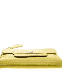 Diane Von Furstenberg Yellow Leather Mimosa Clutch For Women 17 Diane Von Furstenberg Yellow Leather Mimosa Clutch For Women -Diane Von Furstenberg shop luxury women diane von furstenberg used handbags p131744 0006