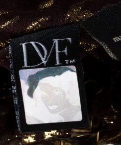 Diane Von Furstenberg Metallic Studded Leather Hayworth Clutch For Women 19 Diane Von Furstenberg Metallic Studded Leather Hayworth Clutch For Women -Diane Von Furstenberg shop luxury women diane von furstenberg used handbags p216984 004