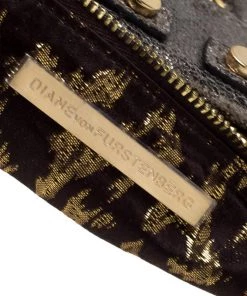Diane Von Furstenberg Metallic Studded Leather Hayworth Clutch For Women 20 Diane Von Furstenberg Metallic Studded Leather Hayworth Clutch For Women -Diane Von Furstenberg shop luxury women diane von furstenberg used handbags p216984 005