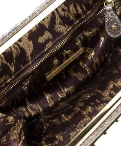 Diane Von Furstenberg Metallic Studded Leather Hayworth Clutch For Women 18 Diane Von Furstenberg Metallic Studded Leather Hayworth Clutch For Women -Diane Von Furstenberg shop luxury women diane von furstenberg used handbags p216984 006