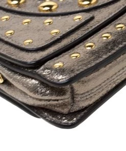 Diane Von Furstenberg Metallic Studded Leather Hayworth Clutch For Women 22 Diane Von Furstenberg Metallic Studded Leather Hayworth Clutch For Women -Diane Von Furstenberg shop luxury women diane von furstenberg used handbags p216984 013