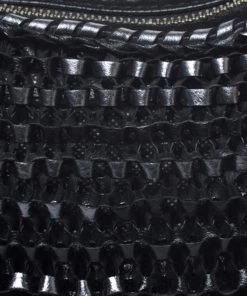 Diane Von Furstenberg Metallic Black Chainlink Leather Stephanie Shoulder Bag For Women 15 Diane Von Furstenberg Metallic Black Chainlink Leather Stephanie Shoulder Bag For Women -Diane Von Furstenberg shop luxury women diane von furstenberg used handbags p257833 004