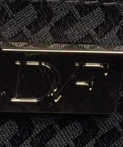 Diane Von Furstenberg Red Python Flirty Minaudiere Clutch For Women 22 Diane Von Furstenberg Red Python Flirty Minaudiere Clutch For Women -Diane Von Furstenberg shop luxury women diane von furstenberg used handbags p336364 005