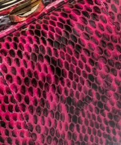 Diane Von Furstenberg Magenta/Black Python Flirty Minaudiere Chain Clutch For Women 15 Diane Von Furstenberg Magenta/Black Python Flirty Minaudiere Chain Clutch For Women -Diane Von Furstenberg shop luxury women diane von furstenberg used handbags p357170 006