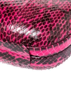 Diane Von Furstenberg Magenta/Black Python Flirty Minaudiere Chain Clutch For Women 20 Diane Von Furstenberg Magenta/Black Python Flirty Minaudiere Chain Clutch For Women -Diane Von Furstenberg shop luxury women diane von furstenberg used handbags p357170 010