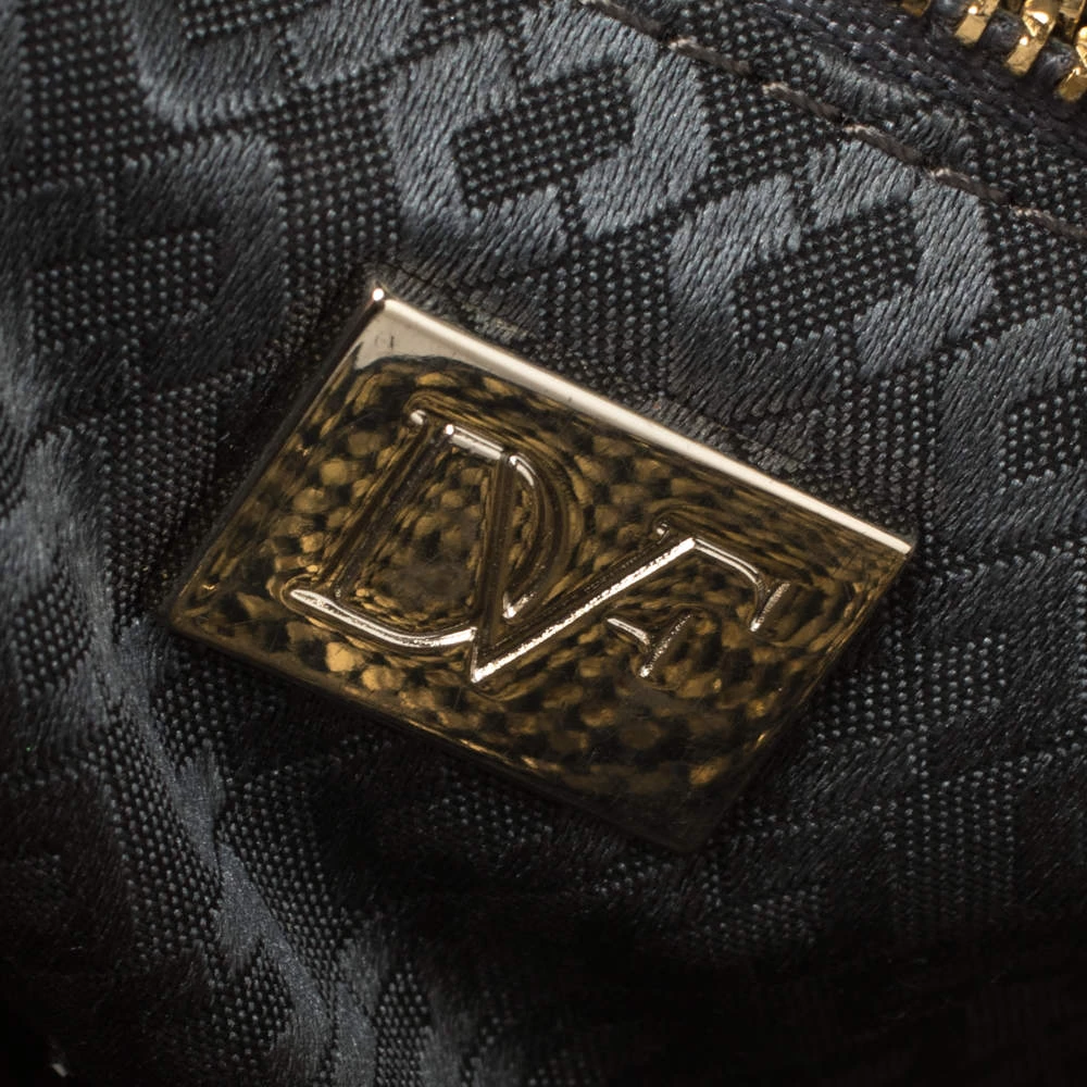 Diane Von Furstenberg Metallic Gold Fabric And Black Leather Flirty Lips Mini Crossbody Bag For Women 8 Diane Von Furstenberg Metallic Gold Fabric And Black Leather Flirty Lips Mini Crossbody Bag For Women - Image 8