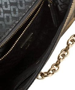 Diane Von Furstenberg Metallic Gold Fabric And Black Leather Flirty Lips Mini Crossbody Bag For Women 17 Diane Von Furstenberg Metallic Gold Fabric And Black Leather Flirty Lips Mini Crossbody Bag For Women -Diane Von Furstenberg shop luxury women diane von furstenberg used handbags p366021 003