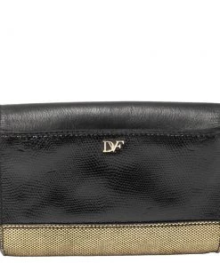 Diane Von Furstenberg Metallic Gold Fabric And Black Leather Flirty Lips Mini Crossbody Bag For Women 14 Diane Von Furstenberg Metallic Gold Fabric And Black Leather Flirty Lips Mini Crossbody Bag For Women -Diane Von Furstenberg shop luxury women diane von furstenberg used handbags p366021 005